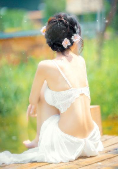 电影诱人的护士_BD英语高清完整版