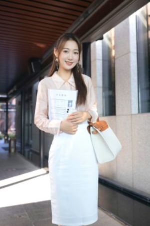 善良女秘书的秘密_BD手机在线看